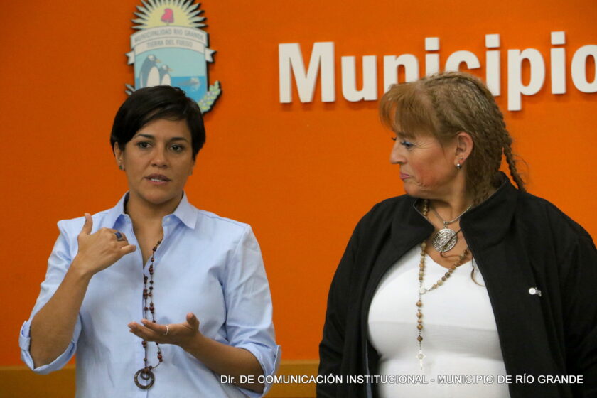 Pese a las promesas de la Ministra Gabriela Castillo, la Escuela Especial sigue sin dar clases