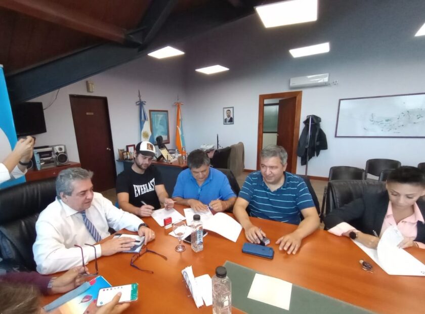 ATE USHUAIA. Municipales lograron 35% de aumento salarial escalonado y acumulativo