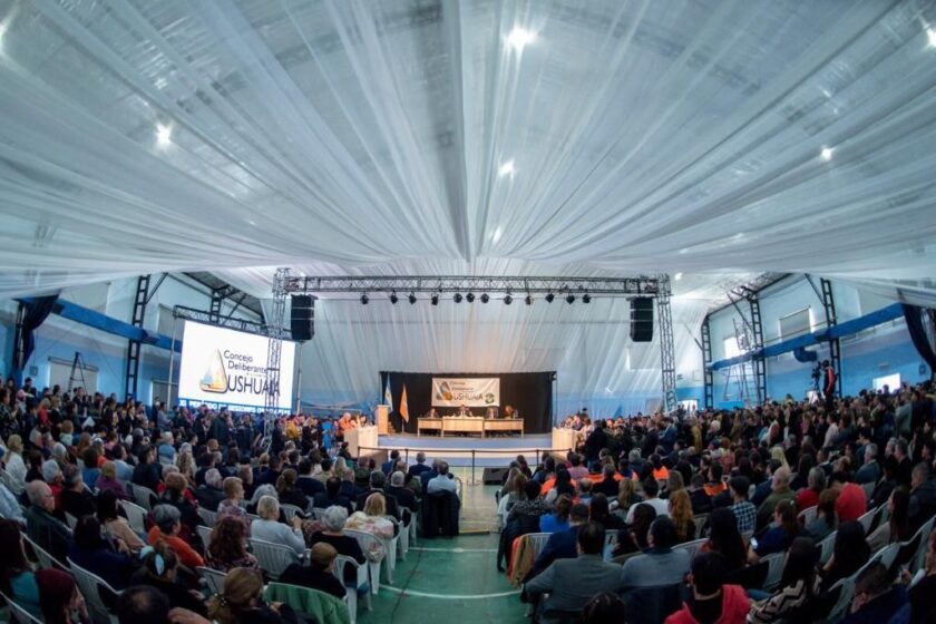 LAURA ÁVILA: “Es el intendente que mejor interpretó al pueblo de Ushuaia”