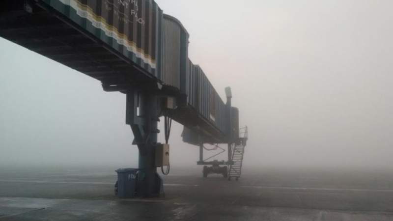 Aeropuerto niebla