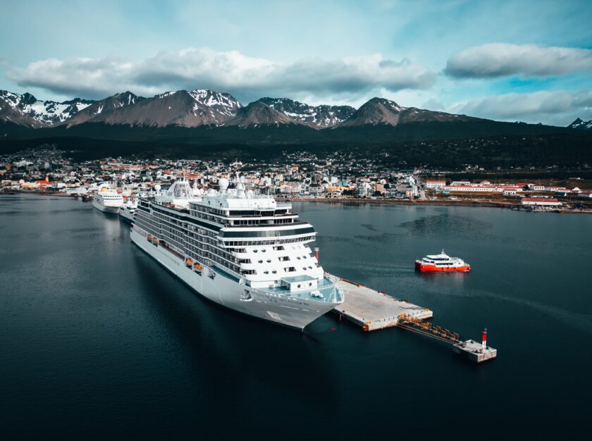 Empleados del puerto de Ushuaia alertan sobre graves anomalías en la gestión federal