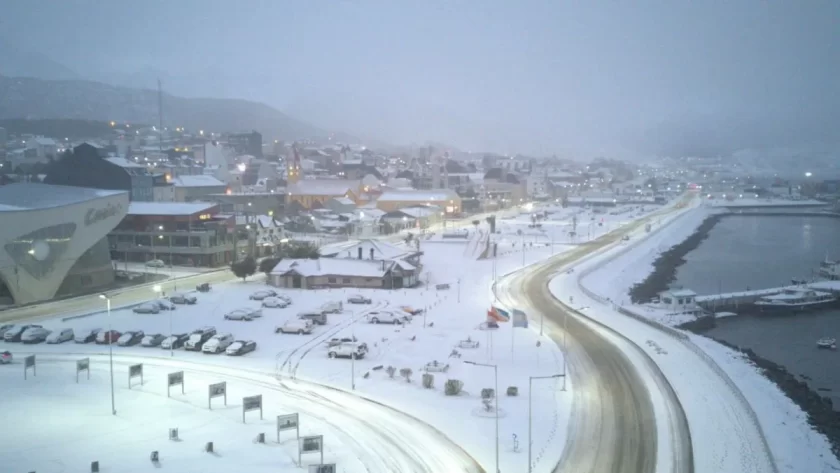 POR CONDICIONES CLIMÁTICAS EXTREMAS. Amplian el receso invernal en Tierra del Fuego