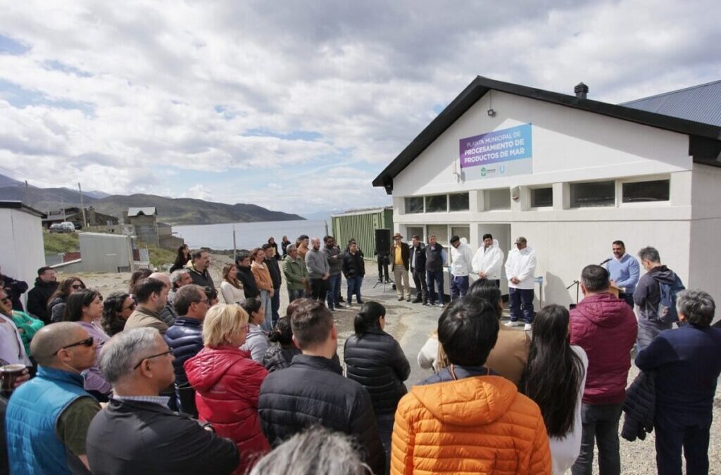 El municipio de Ushuaia inauguró una moderna planta de procesamiento de crustáceos y peces