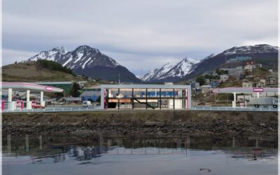 “Es peligroso construir una estación de servicio sobre la costa”