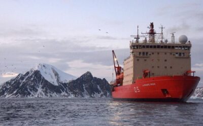 El rompehielos Irízar culminó la primera fase de la Campaña Antártica de Verano