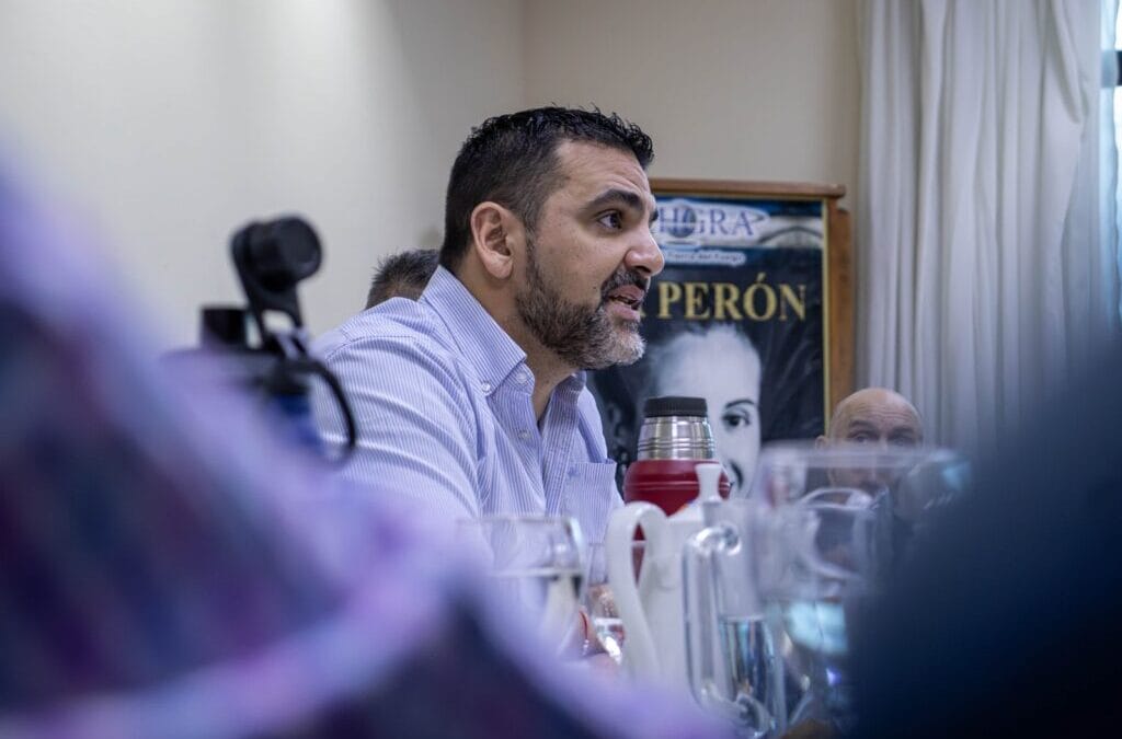 “Estamos ante un nuevo embate del poder económico”, afirmó Vuoto