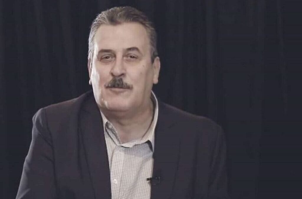 «El locutor debe ser coherente hasta en la improvisación»