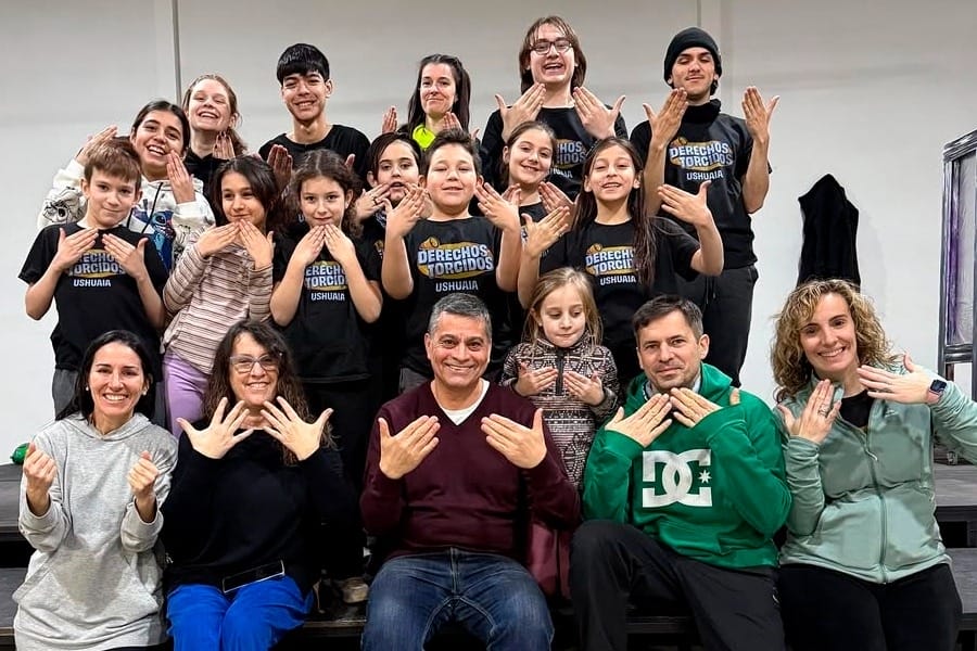 Teatro: “Derechos Torcidos” se estrena en Ushuaia