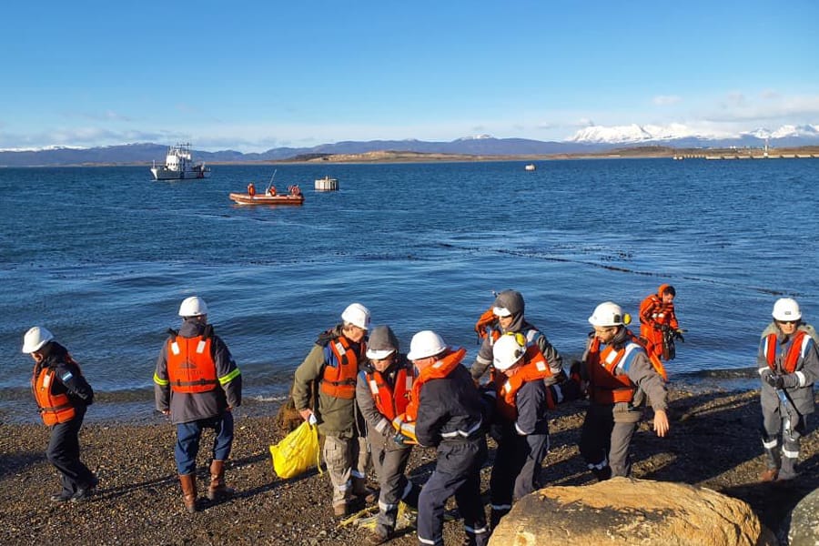 Prefectura participó en un simulacro de emergencia en la Planta Orión de YPF