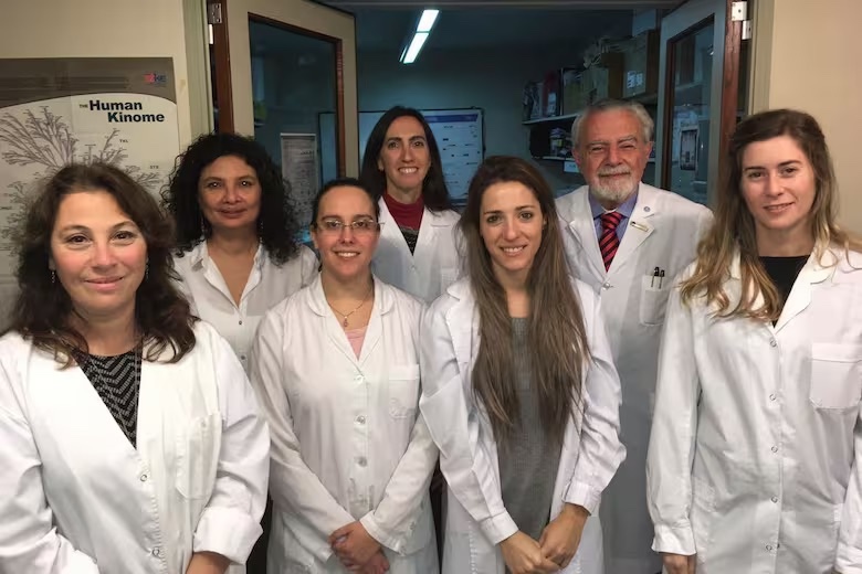 Científicos argentinos desarrollan vacuna terapéutica para melanoma