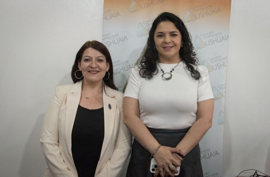 Yésica Garay asumirá como jefa de Gabinete de la Municipalidad de Ushuaia. Iriarte ocupará la Secretaría de Gobierno.