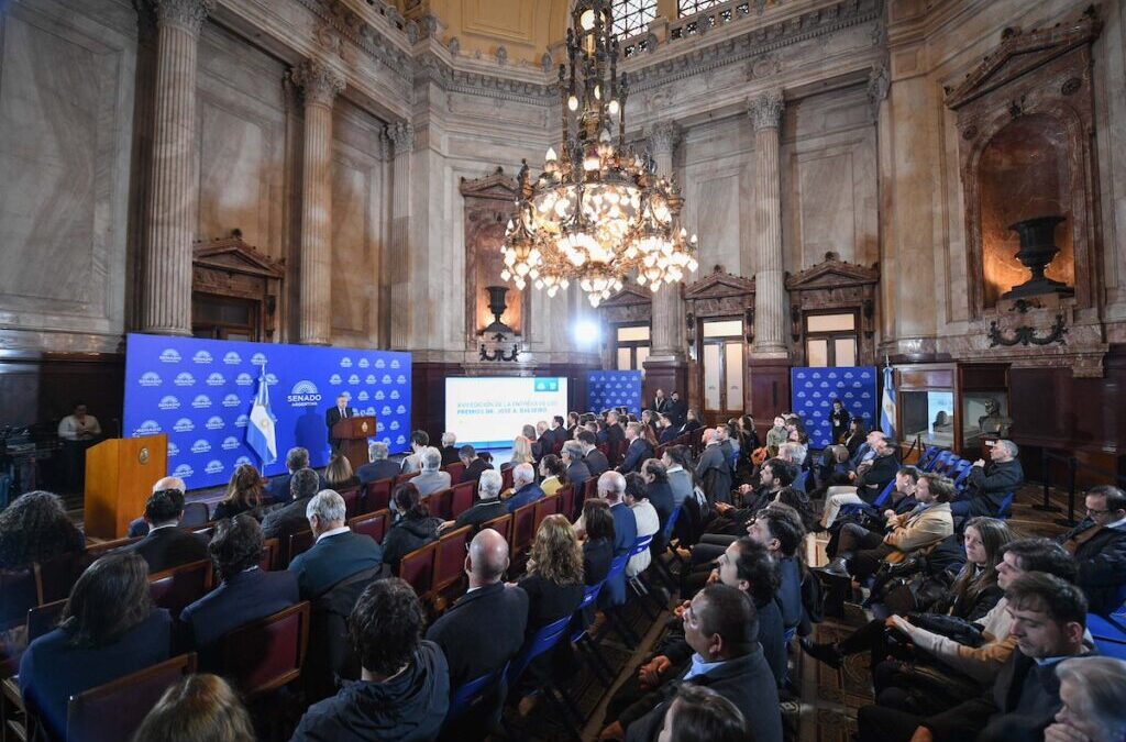 El Senado entregó los premios Balseiro a la ciencia y tecnología
