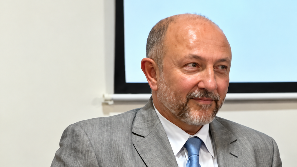 El amparo por información del puerto sigue sin sentencia